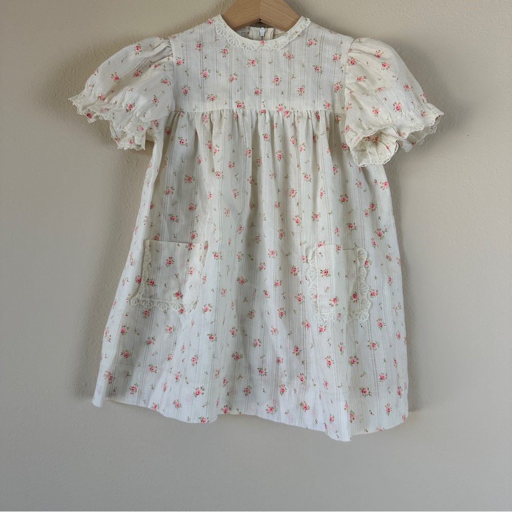 VTG Toddler Dress Ivory with‎ Roses and Lace Sweet Floral